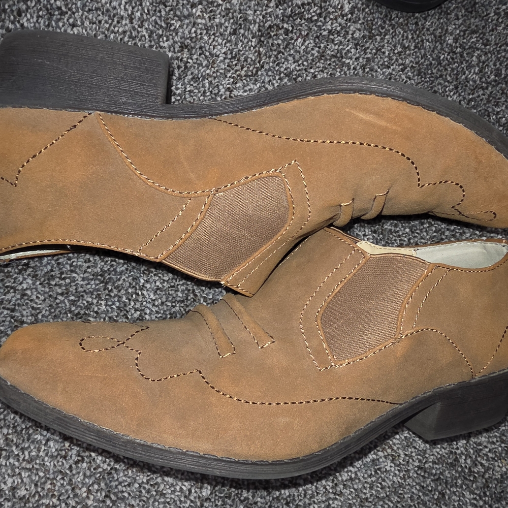 Dolce Tan Booties in size 11